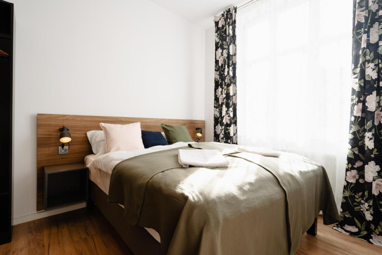 Elegant Very Berry Studios In Poznan Center By Noclegi Renters Kültér fotó